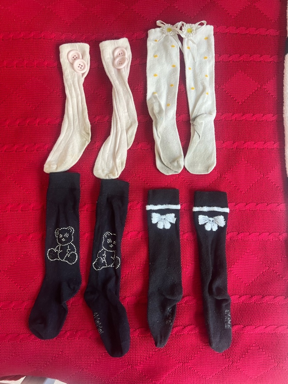 Girls Knee-High Socks 4-Pack - Black & Cream
